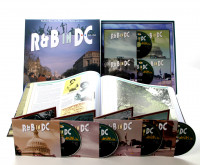 Aperçu: R&B in DC 1940-1960 - Rhythm & Blues, Doo Wop, Rockin’ Rhythm and more… (16-CD Deluxe Box Set) Aperçu: R&B in DC 1940-1960 - Rhythm & Blues, Doo Wop, Rockin’ Rhythm and more… (16-CD Deluxe Box Set)