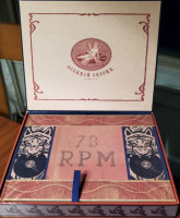 Aperçu: Excavated Shellac - An Alternate History Of The World's Music (4-CD) Aperçu: Excavated Shellac - An Alternate History Of The World's Music (4-CD)