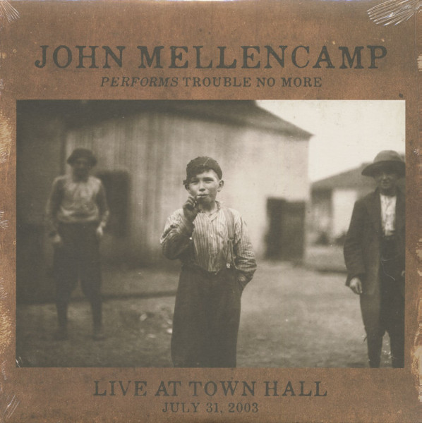 Performs Trouble No More - Live At Town Hall, 2003 (LP, 180g Vinyl) Performs Trouble No More - Live At Town Hall, 2003 (LP, 180g Vinyl)