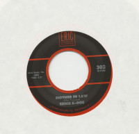 Aperçu: Judy In Disguise (With Glasses) - Mother In Law (7inch, 45rpm) Aperçu: Judy In Disguise (With Glasses) - Mother In Law (7inch, 45rpm)