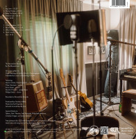 Aperçu: The Moonshine Record (LP, 10inch + CD) Aperçu: The Moonshine Record (LP, 10inch + CD)