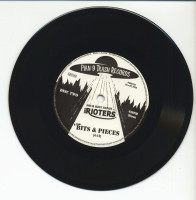 Aperçu: Four Riot Songs Vol.1 (2-7inch, 45rpm) Aperçu: Four Riot Songs Vol.1 (2-7inch, 45rpm)