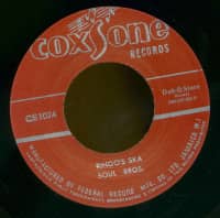 Aperçu: Peter Tosh & The Wailers - Rasta Shock Them Up / Soul Bros. - Ringo's Ska (7inch, 45rpm, BC, CS) Aperçu: Peter Tosh & The Wailers - Rasta Shock Them Up / Soul Bros. - Ringo's Ska (7inch, 45rpm, BC, CS)