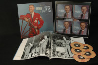 Aperçu: She Thinks I Still Care, 1962-1964 (5-CD Deluxe Box Set) Aperçu: She Thinks I Still Care, 1962-1964 (5-CD Deluxe Box Set)