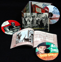 Aperçu: Troubadours - Folk und die Wurzeln amerikanischer Musik Teil 1 (3-CD) Aperçu: Troubadours - Folk und die Wurzeln amerikanischer Musik Teil 1 (3-CD)